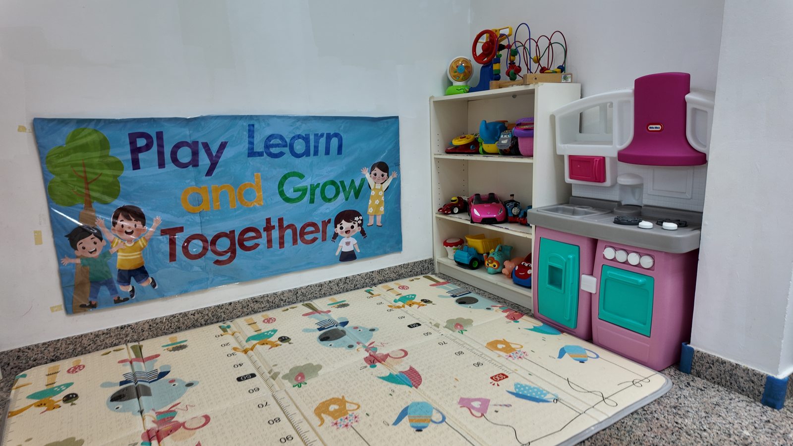 Classroom play learn grow display
